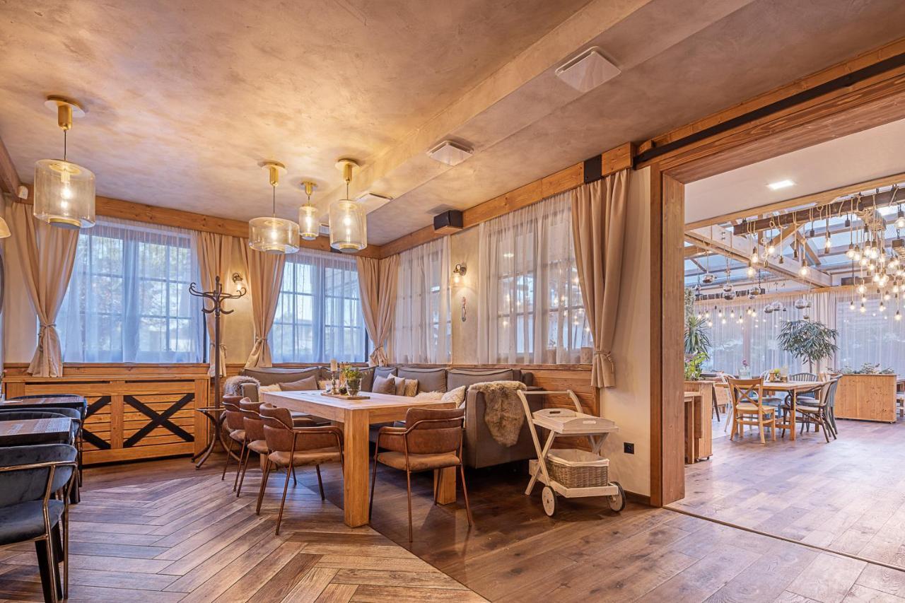 Hotel Mclimon Nový Jičín Eksteriør billede